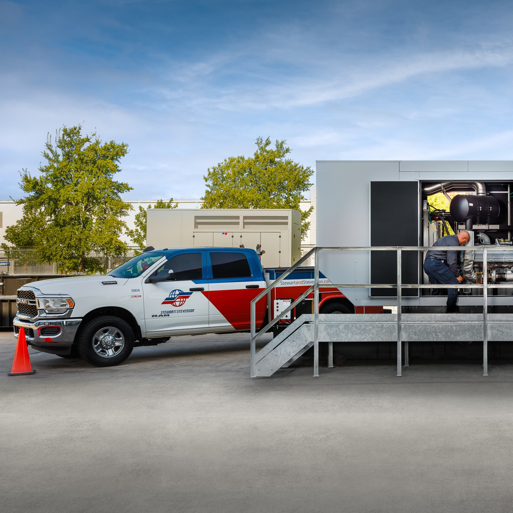 Industrial diesel and gas power generation systems